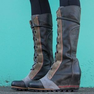 NWOT sorel Cate the great wedge charcoal boot 7.5